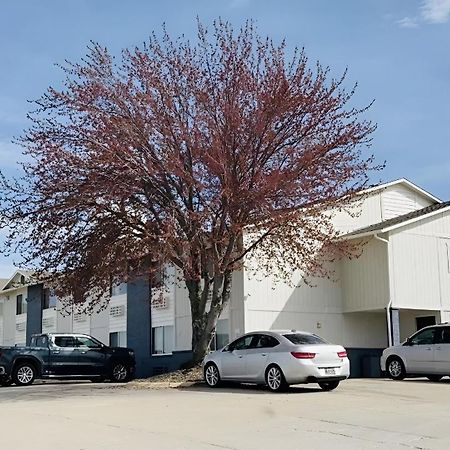 Super 8 Hotel Smithville Exterior foto